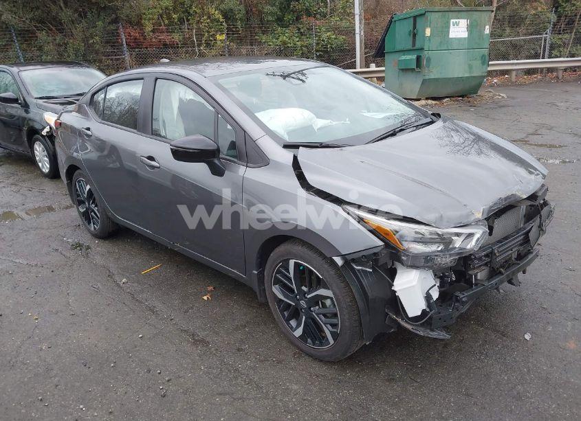 2024 Nissan Versa 1.6 SR (VIN 3N1CN8FVXRL850608) main photo