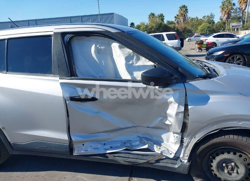 Photo 14 of 2020 Nissan Kicks S XTRONIC CVT (VIN 3N1CP5BV0LL506355)