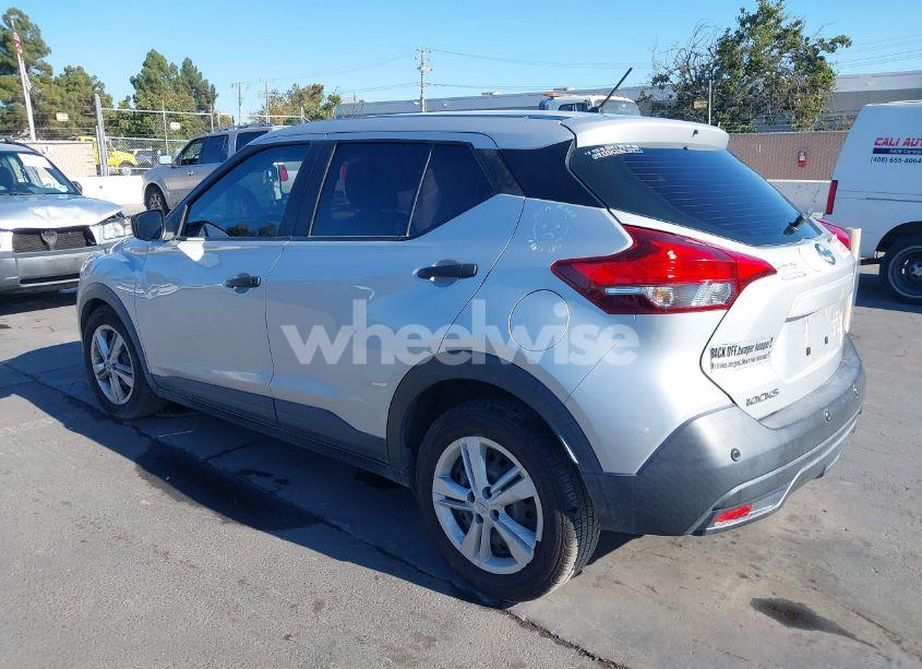 Photo 3 of 2020 Nissan Kicks S XTRONIC CVT (VIN 3N1CP5BV0LL506355)