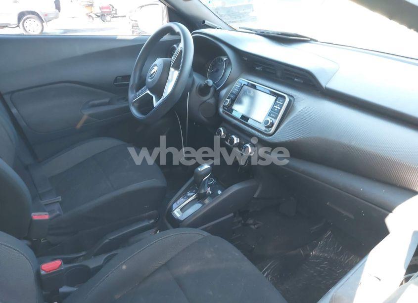 Photo 5 of 2020 Nissan Kicks S XTRONIC CVT (VIN 3N1CP5BV0LL506355)