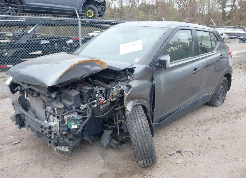 Photo 2 of 2020 Nissan Kicks S XTRONIC CVT (VIN 3N1CP5BV0LL539257)