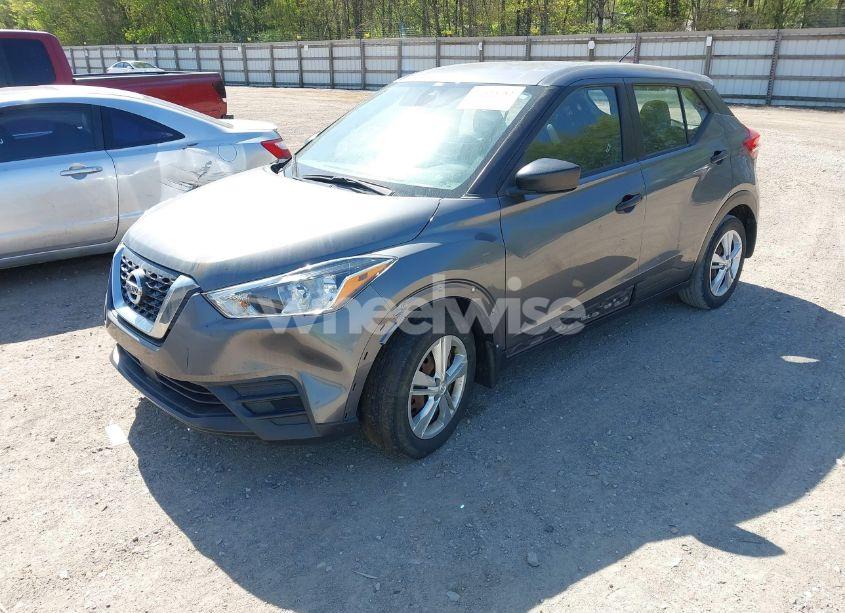 Photo 2 of 2020 Nissan Kicks S XTRONIC CVT (VIN 3N1CP5BV0LL539341)