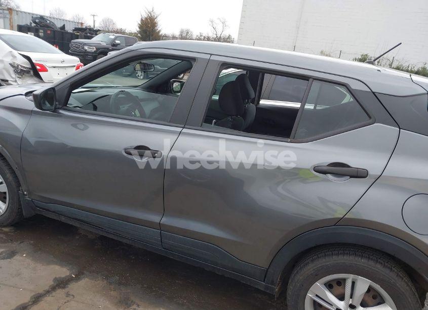 Photo 15 of 2020 Nissan Kicks S XTRONIC CVT (VIN 3N1CP5BV0LL541977)