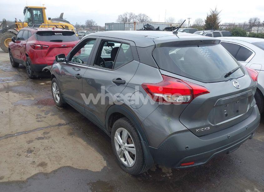 Photo 3 of 2020 Nissan Kicks S XTRONIC CVT (VIN 3N1CP5BV0LL541977)