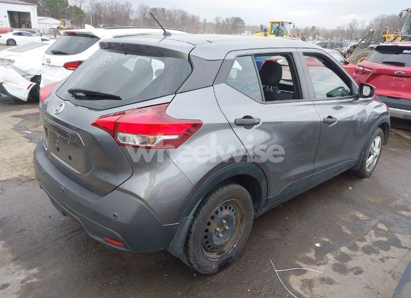Photo 4 of 2020 Nissan Kicks S XTRONIC CVT (VIN 3N1CP5BV0LL541977)