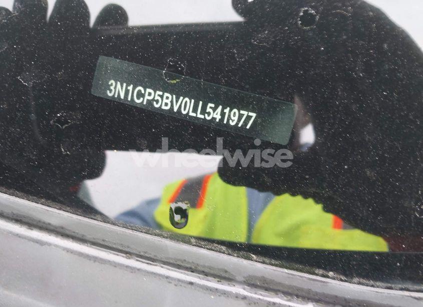 Photo 9 of 2020 Nissan Kicks S XTRONIC CVT (VIN 3N1CP5BV0LL541977)