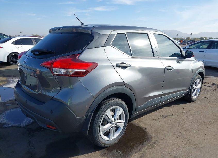 Photo 4 of 2020 Nissan Kicks S XTRONIC CVT (VIN 3N1CP5BV0LL549447)