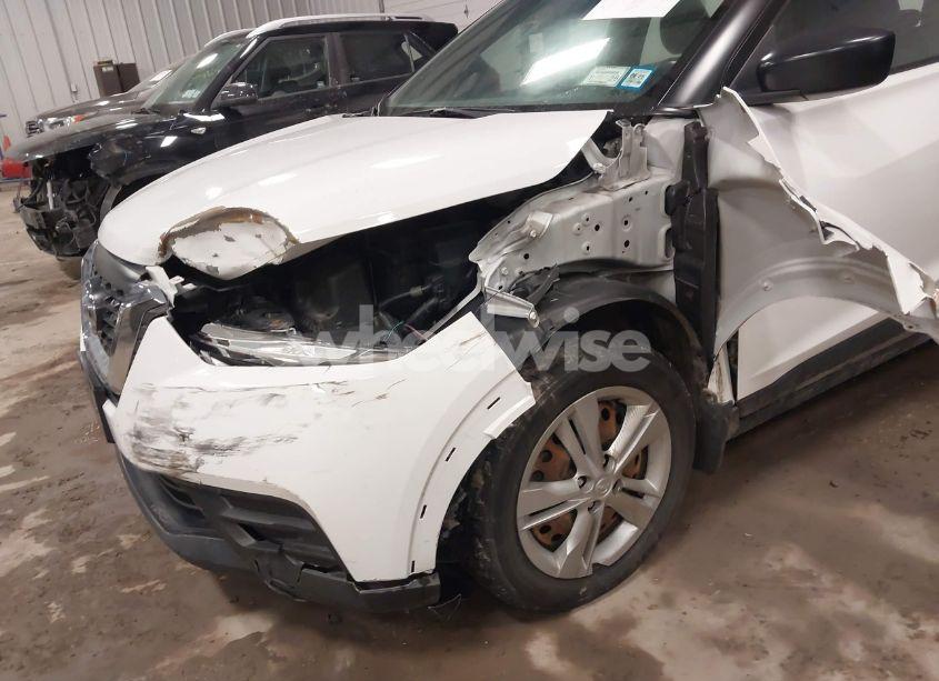 Photo 6 of 2020 Nissan Kicks S XTRONIC CVT (VIN 3N1CP5BV0LL579340)