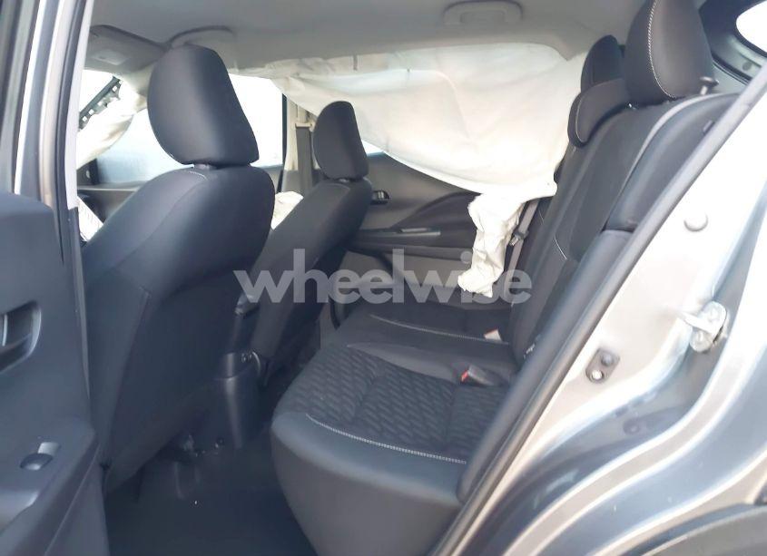 Photo 8 of 2021 Nissan Kicks S XTRONIC CVT (VIN 3N1CP5BV0ML512738)