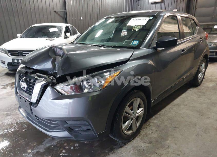 Photo 2 of 2020 Nissan Kicks S XTRONIC CVT (VIN 3N1CP5BV1LL542846)