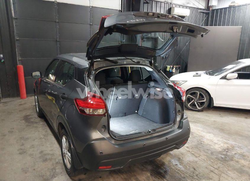 Photo 3 of 2020 Nissan Kicks S XTRONIC CVT (VIN 3N1CP5BV1LL542846)