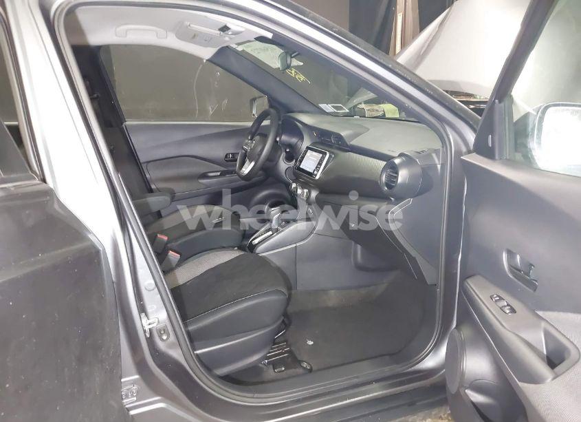 Photo 5 of 2020 Nissan Kicks S XTRONIC CVT (VIN 3N1CP5BV1LL542846)