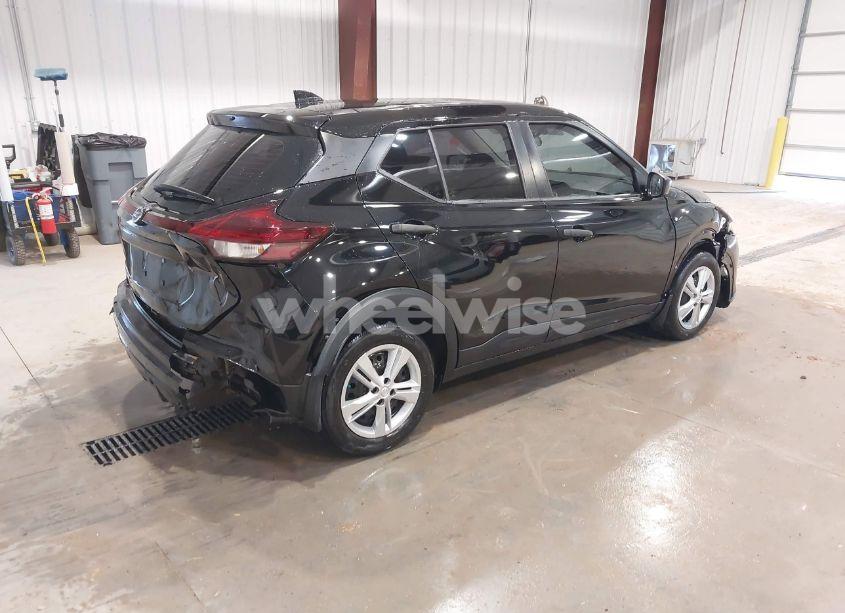 Photo 4 of 2021 Nissan Kicks S XTRONIC CVT (VIN 3N1CP5BV1ML493777)