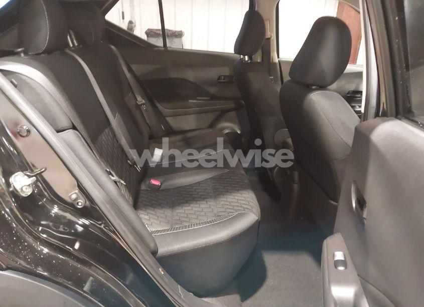 Photo 8 of 2021 Nissan Kicks S XTRONIC CVT (VIN 3N1CP5BV1ML493777)