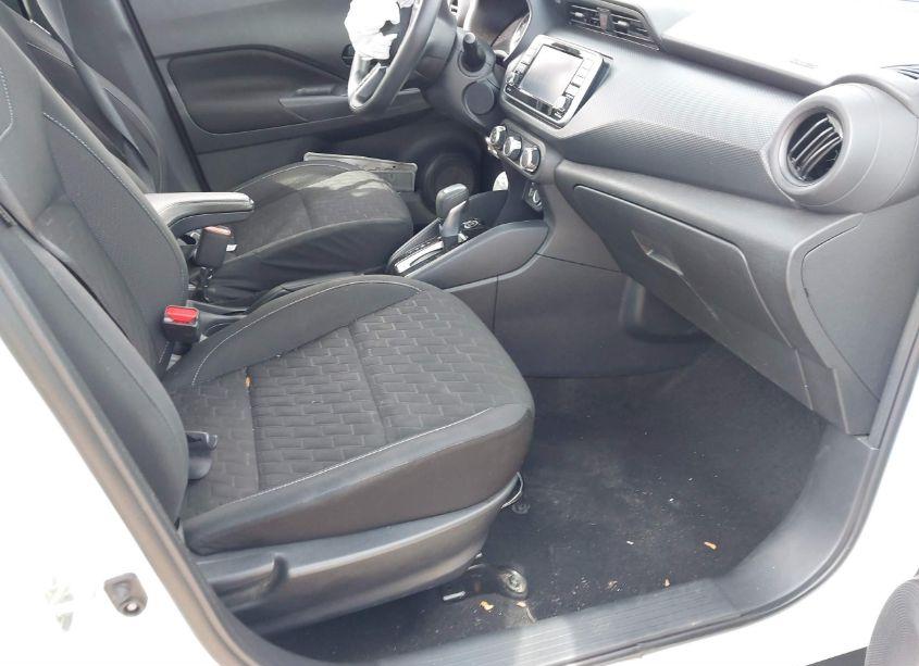 Photo 5 of 2021 Nissan Kicks S XTRONIC CVT (VIN 3N1CP5BV1ML529080)