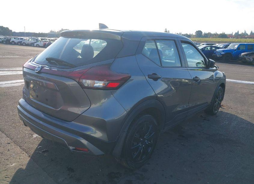 Photo 4 of 2021 Nissan Kicks S XTRONIC CVT (VIN 3N1CP5BV1ML553041)