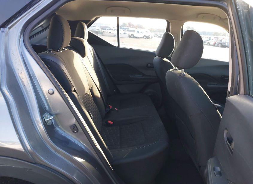 Photo 8 of 2021 Nissan Kicks S XTRONIC CVT (VIN 3N1CP5BV1ML553041)