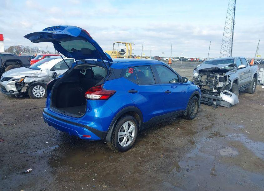 Photo 4 of 2022 Nissan Kicks S XTRONIC CVT (VIN 3N1CP5BV1NL485745)