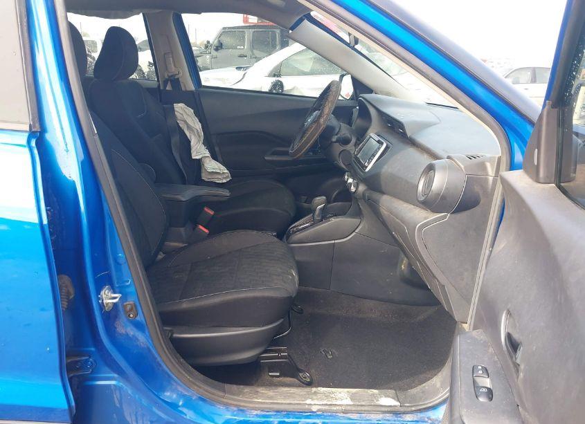 Photo 5 of 2022 Nissan Kicks S XTRONIC CVT (VIN 3N1CP5BV1NL485745)