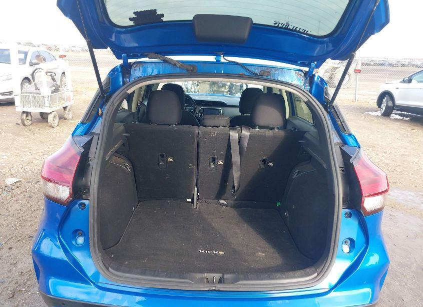 Photo 8 of 2022 Nissan Kicks S XTRONIC CVT (VIN 3N1CP5BV1NL485745)