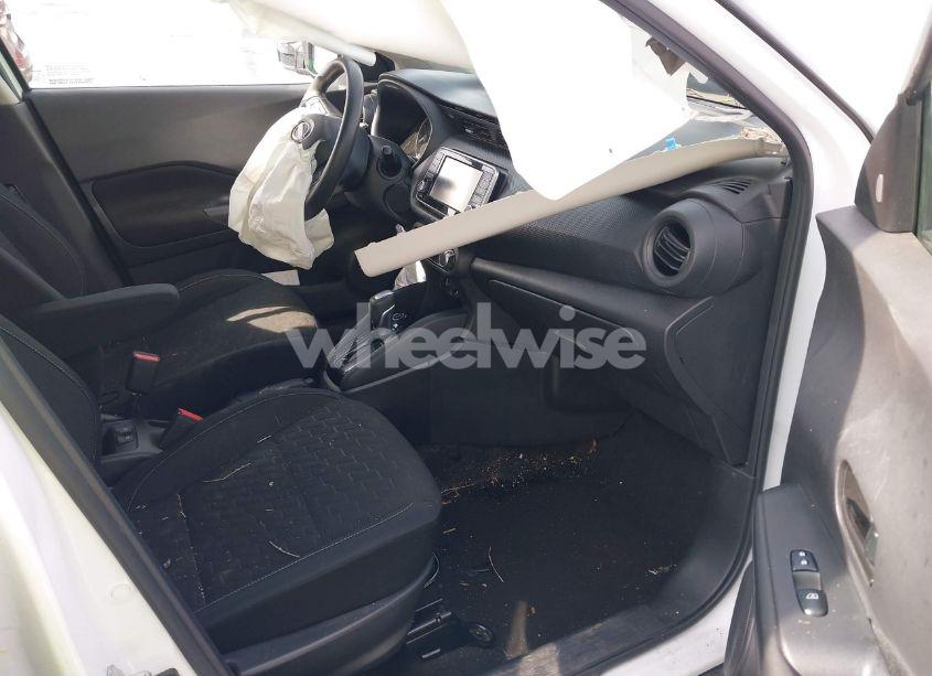 Photo 5 of 2022 Nissan Kicks S XTRONIC CVT (VIN 3N1CP5BV1NL506609)