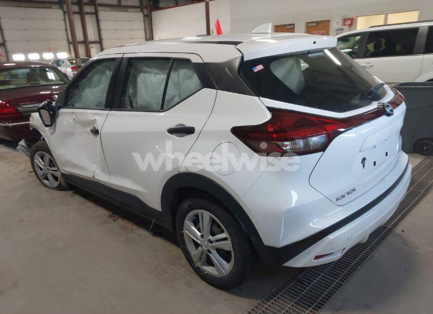 Photo 3 of 2022 Nissan Kicks S XTRONIC CVT (VIN 3N1CP5BV1NL506724)