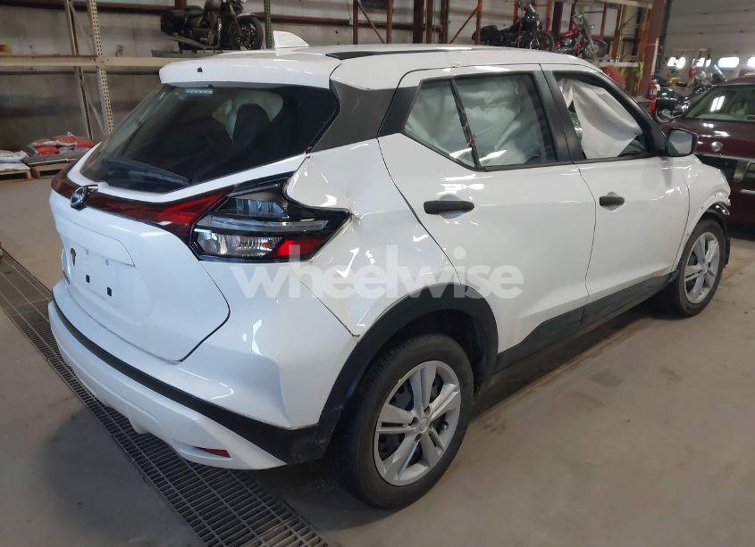 Photo 4 of 2022 Nissan Kicks S XTRONIC CVT (VIN 3N1CP5BV1NL506724)