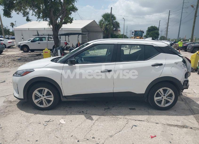 Photo 15 of 2022 Nissan Kicks S XTRONIC CVT (VIN 3N1CP5BV1NL519098)