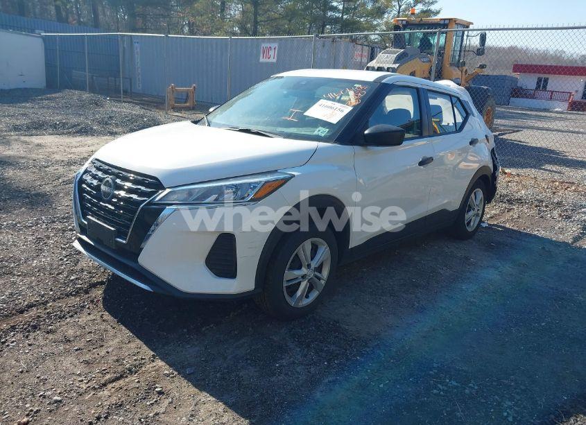 Photo 2 of 2022 Nissan Kicks S XTRONIC CVT (VIN 3N1CP5BV1NL519747)