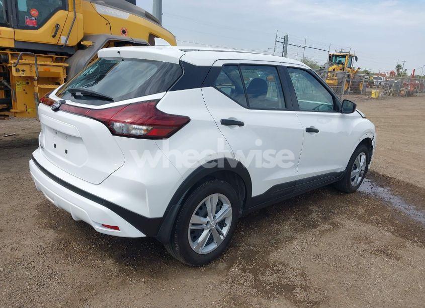 Photo 4 of 2024 Nissan Kicks S XTRONIC CVT (VIN 3N1CP5BV1RL502999)