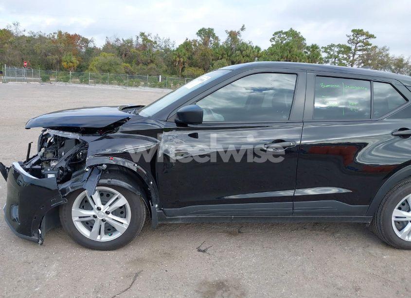 Photo 14 of 2024 Nissan Kicks S XTRONIC CVT (VIN 3N1CP5BV1RL555010)