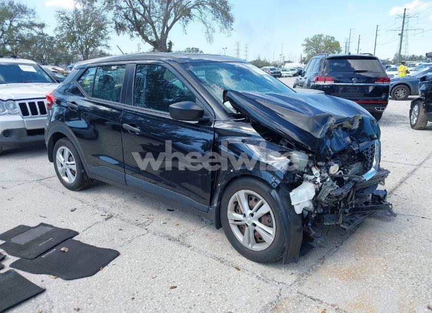 2020 Nissan Kicks S XTRONIC CVT (VIN 3N1CP5BV2LL481927) main photo