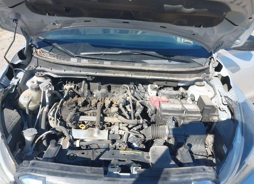 Photo 10 of 2020 Nissan Kicks S (VIN 3N1CP5BV2LL524341)