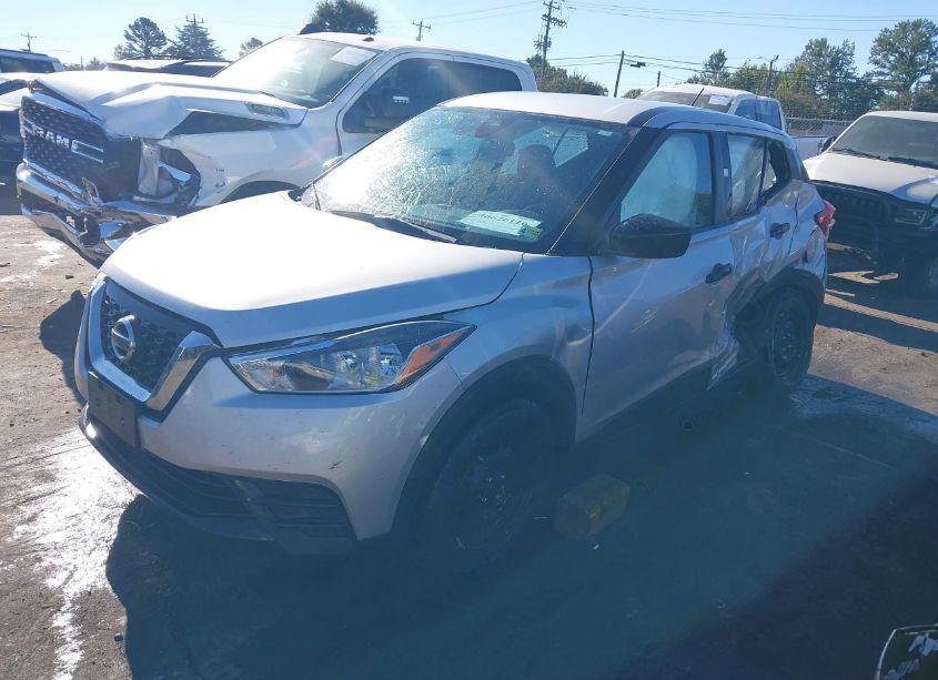 Photo 2 of 2020 Nissan Kicks S XTRONIC CVT (VIN 3N1CP5BV2LL531774)