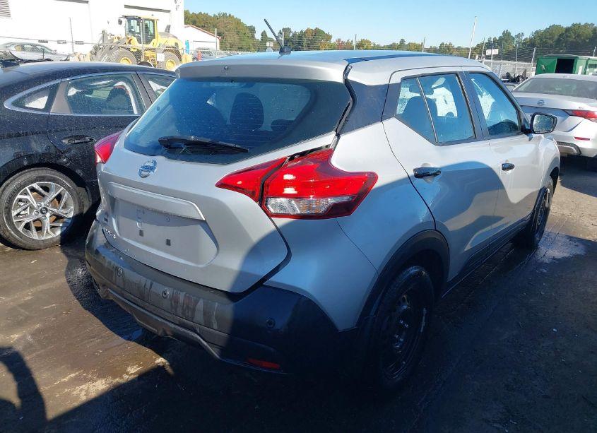 Photo 4 of 2020 Nissan Kicks S XTRONIC CVT (VIN 3N1CP5BV2LL531774)