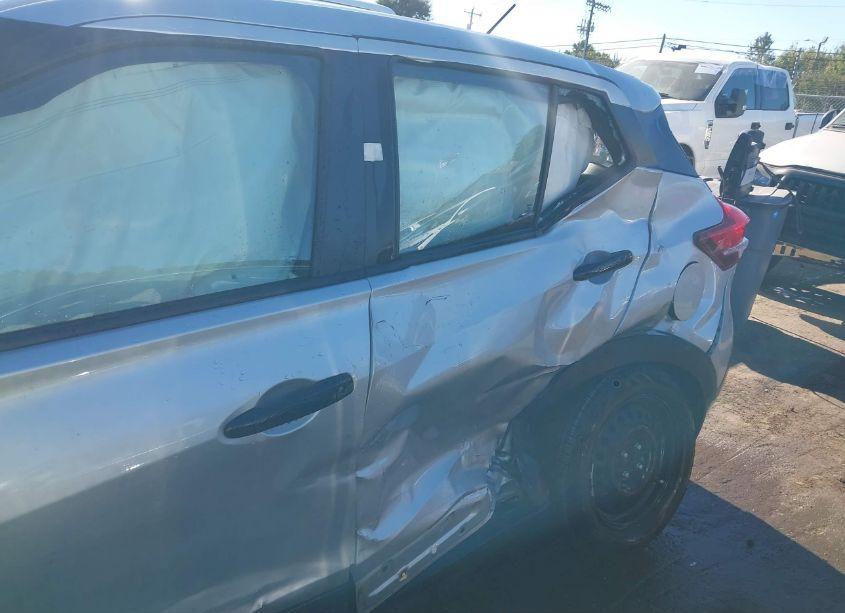 Photo 6 of 2020 Nissan Kicks S XTRONIC CVT (VIN 3N1CP5BV2LL531774)