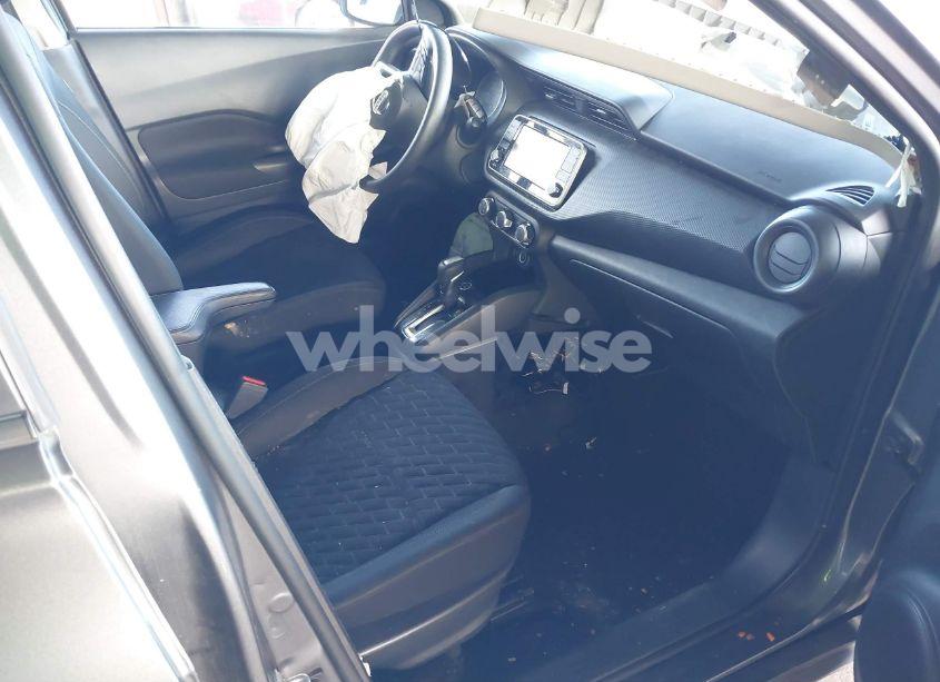 Photo 5 of 2021 Nissan Kicks S XTRONIC CVT (VIN 3N1CP5BV2ML543733)