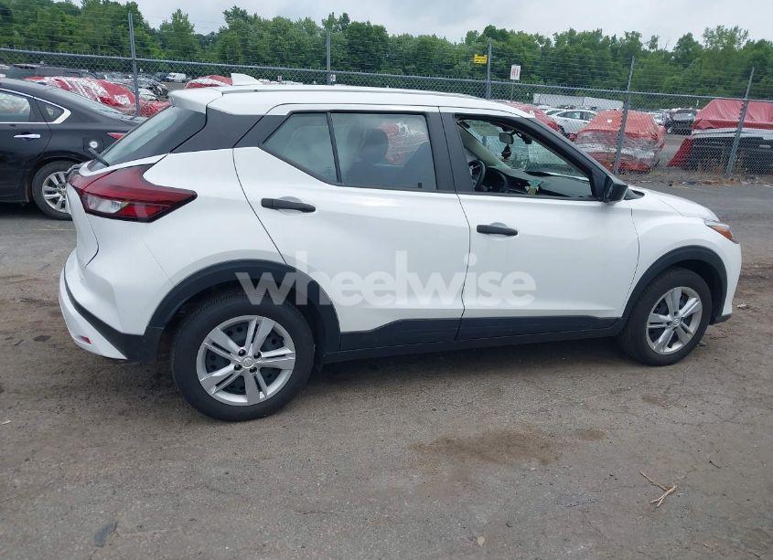 Photo 13 of 2022 Nissan Kicks S XTRONIC CVT (VIN 3N1CP5BV2NL516520)
