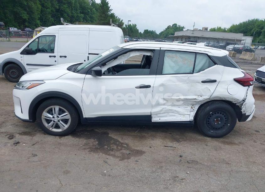 Photo 14 of 2022 Nissan Kicks S XTRONIC CVT (VIN 3N1CP5BV2NL516520)