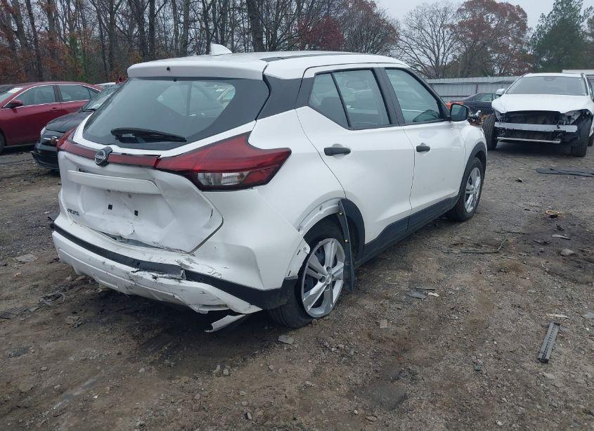 Photo 4 of 2022 Nissan Kicks S XTRONIC CVT (VIN 3N1CP5BV2NL528733)