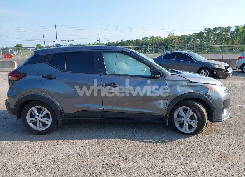 Photo 13 of 2023 Nissan Kicks S XTRONIC CVT (VIN 3N1CP5BV2PL487717)