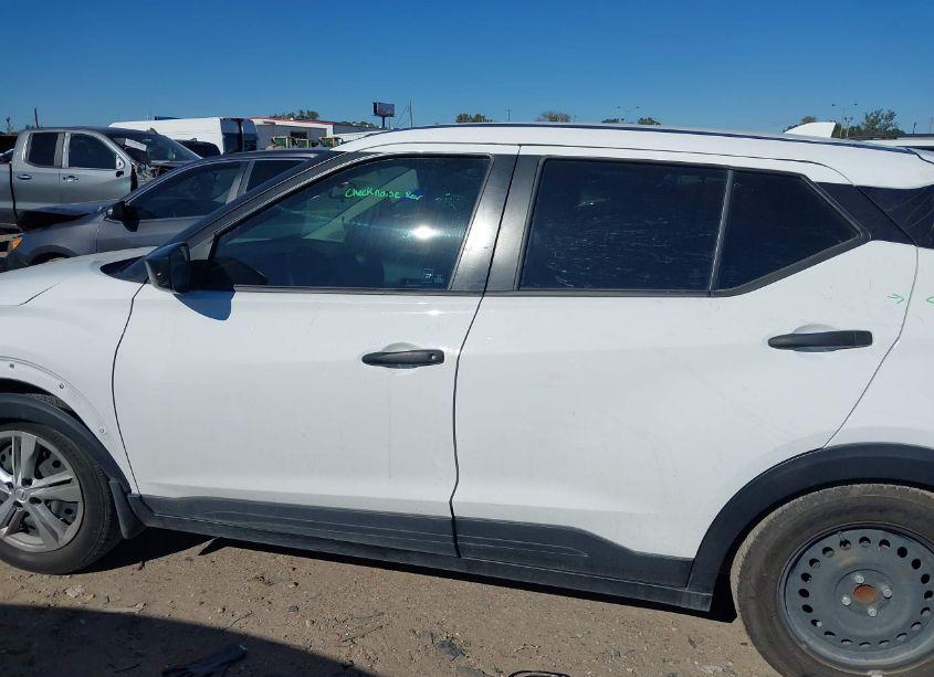 Photo 14 of 2023 Nissan Kicks S XTRONIC CVT (VIN 3N1CP5BV2PL522398)