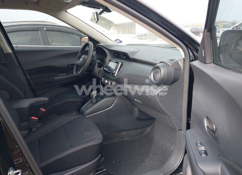 Photo 5 of 2024 Nissan Kicks S XTRONIC CVT (VIN 3N1CP5BV2RL578506)