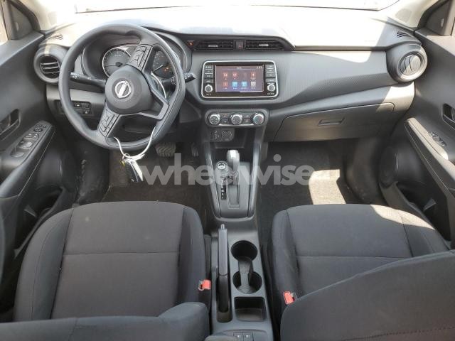 2024 NISSAN KICKS S (VIN 3N1CP5BV2RL584953) main photo