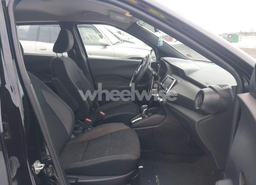 Photo 5 of 2020 Nissan Kicks S XTRONIC CVT (VIN 3N1CP5BV3LL508665)