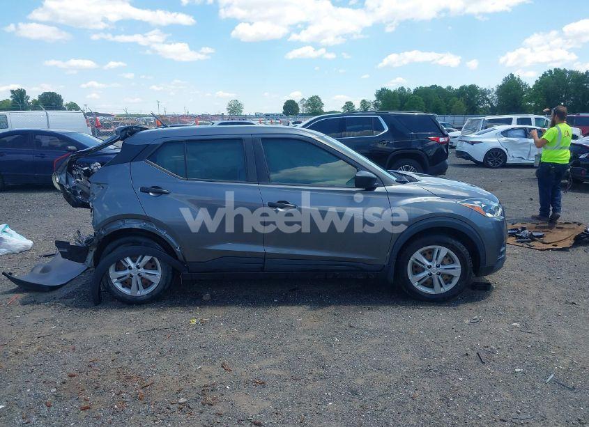 Photo 14 of 2020 Nissan Kicks S XTRONIC CVT (VIN 3N1CP5BV3LL512442)