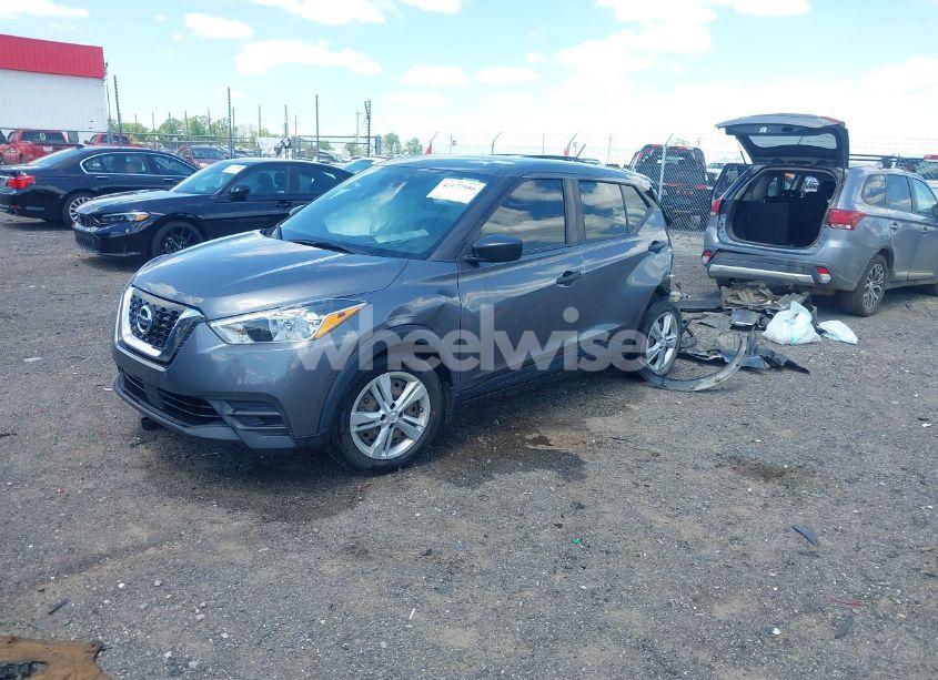 Photo 2 of 2020 Nissan Kicks S XTRONIC CVT (VIN 3N1CP5BV3LL512442)