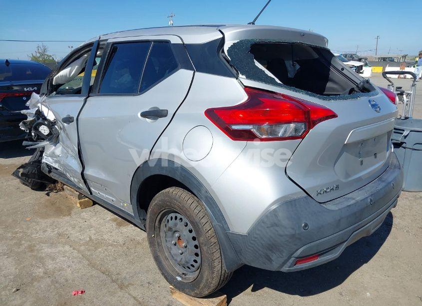 Photo 3 of 2020 Nissan Kicks S XTRONIC CVT (VIN 3N1CP5BV3LL539401)