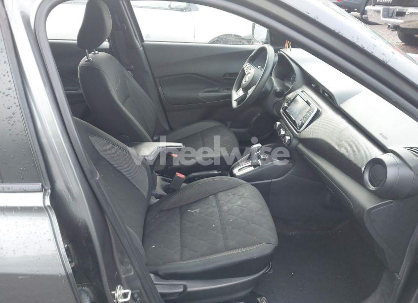 Photo 5 of 2020 Nissan Kicks S XTRONIC CVT (VIN 3N1CP5BV3LL550723)