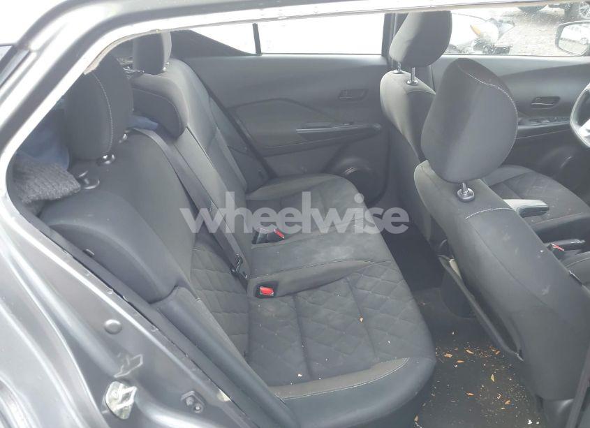 Photo 8 of 2020 Nissan Kicks S XTRONIC CVT (VIN 3N1CP5BV3LL550723)